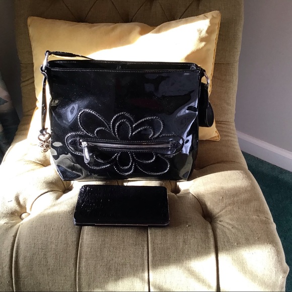 Purse - Picture 1 of 1